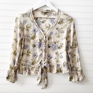 American Eagle floral peasant tie knot button front blouse top cream size XS